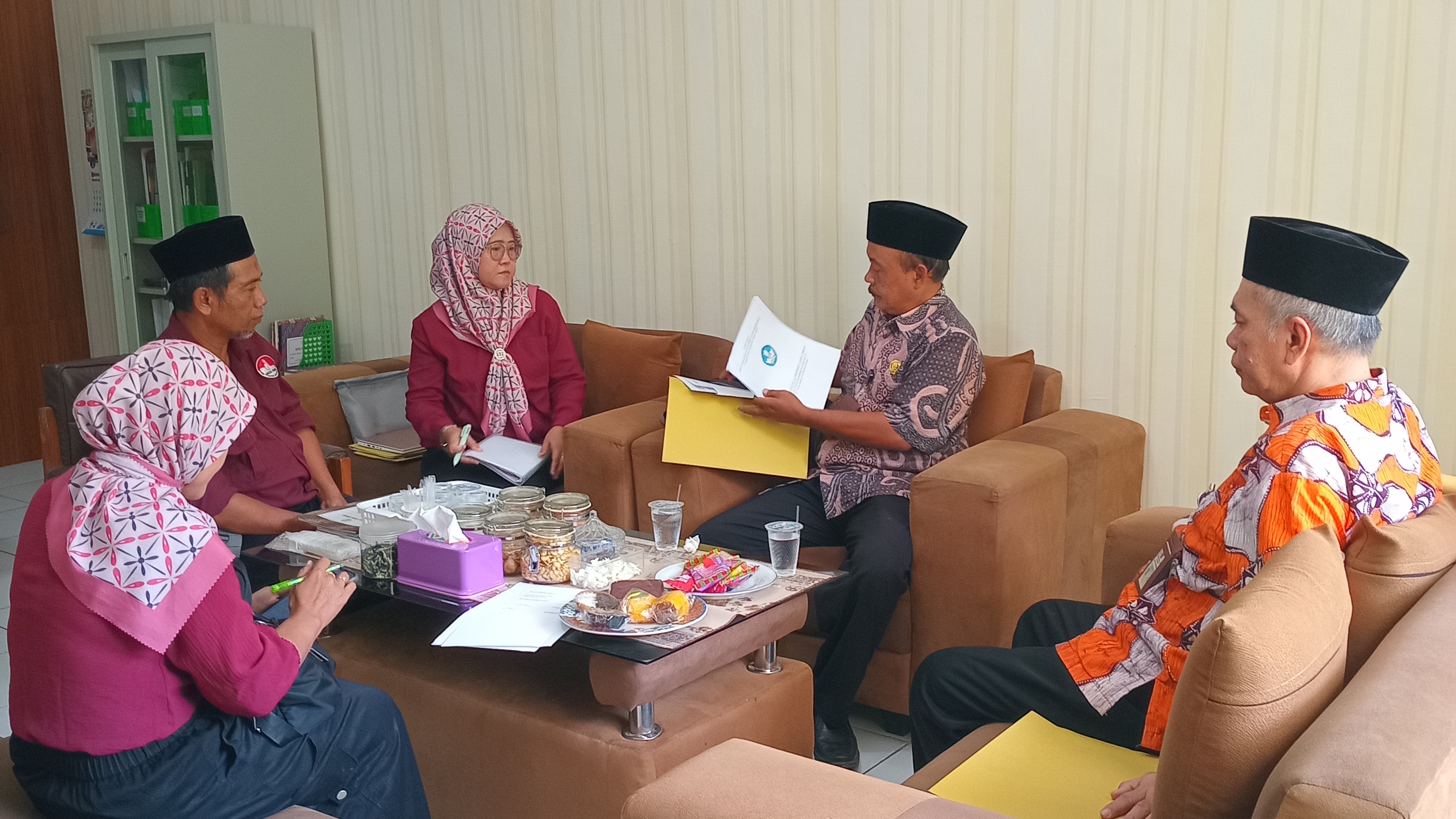 Kegiatan Observasi Kelas oleh Pengawas